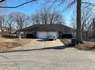 346 NW Millstone Cir, Blue Springs, MO 64015
