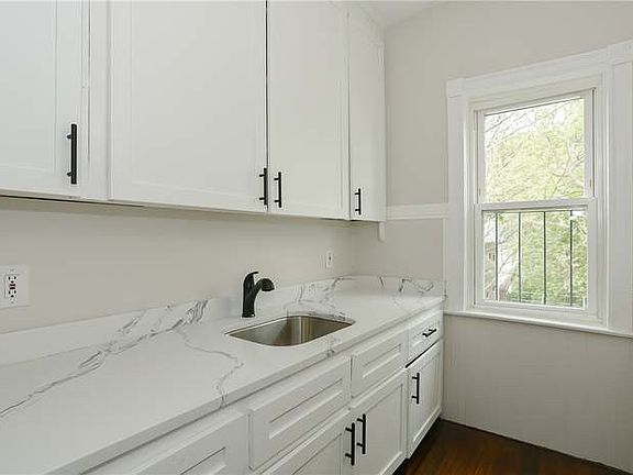 2nd image of 13 Siegel St Unit 2