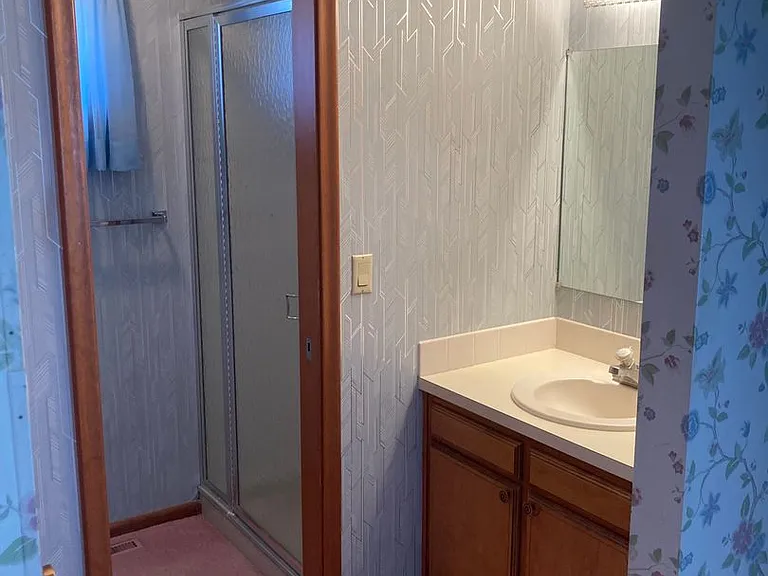 4924 Cresthaven Dr — Photo 9