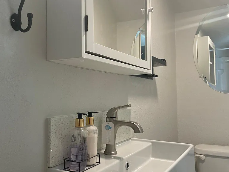 4637 S Mill Ave — Photo 12
