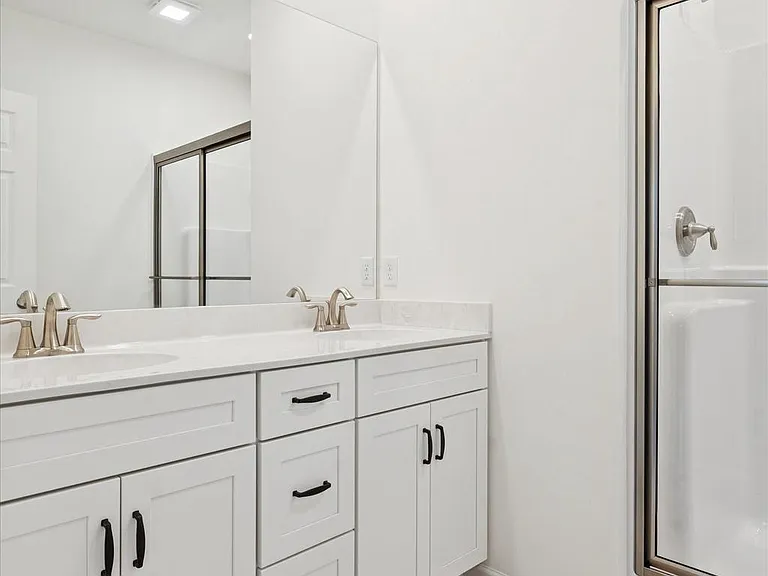 122 Silversmith Rd — Photo 11