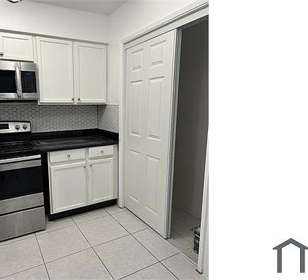 4th image of 5823 Cleveland St #5823