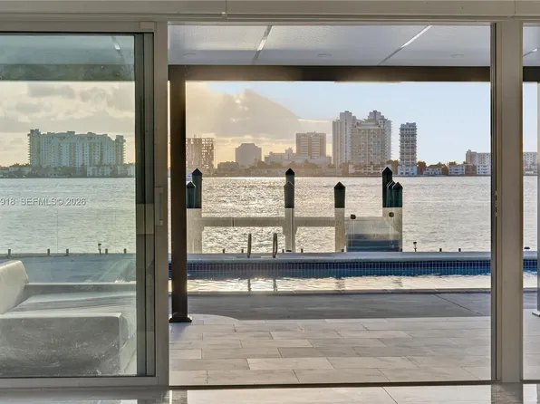 1101 S Shore Dr, Miami Beach, FL 33141