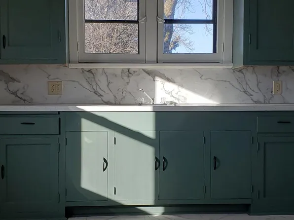 6609 W Girard Ave, Milwaukee, WI 53210