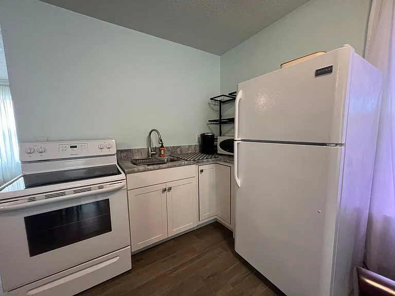 5706 Palmetto Dr — Photo 4