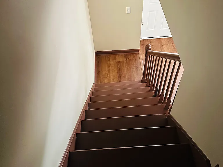 18 Ezzard St #18 — Photo 8