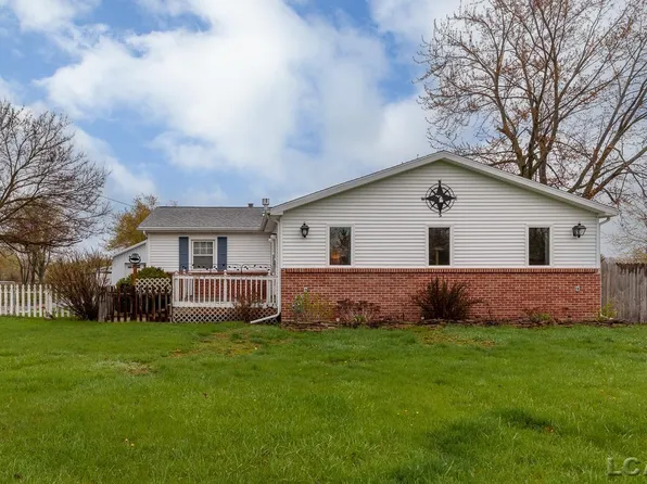 3279 Carson Hwy, Adrian, MI 49221