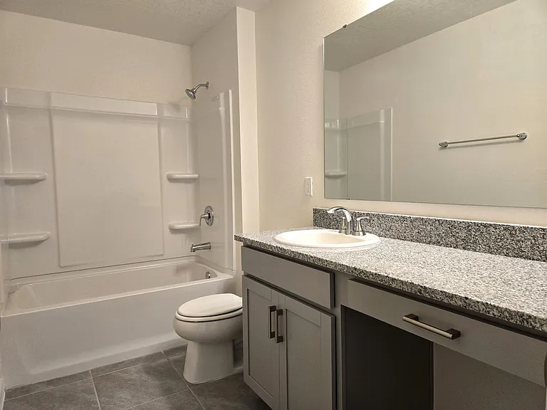 3064 Sanctuary Dr — Photo 23