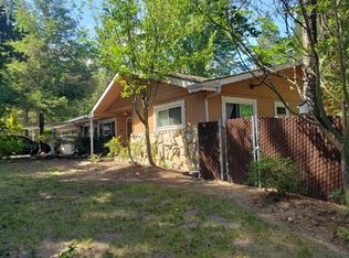 110 Honeylynn Ln, Grants Pass, OR 97527