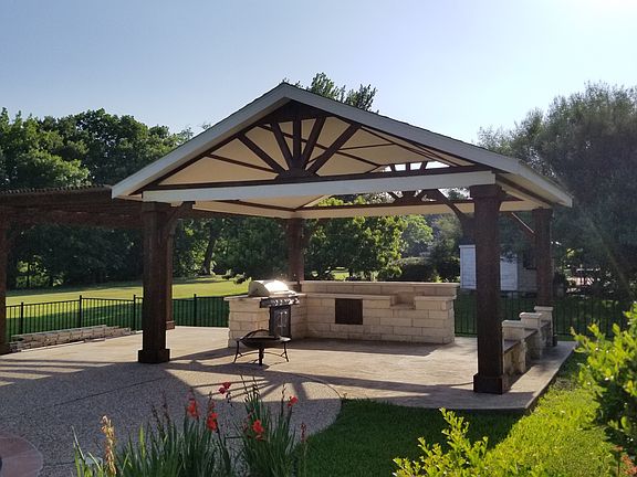 5th image of 2019 Willow Bend Dr