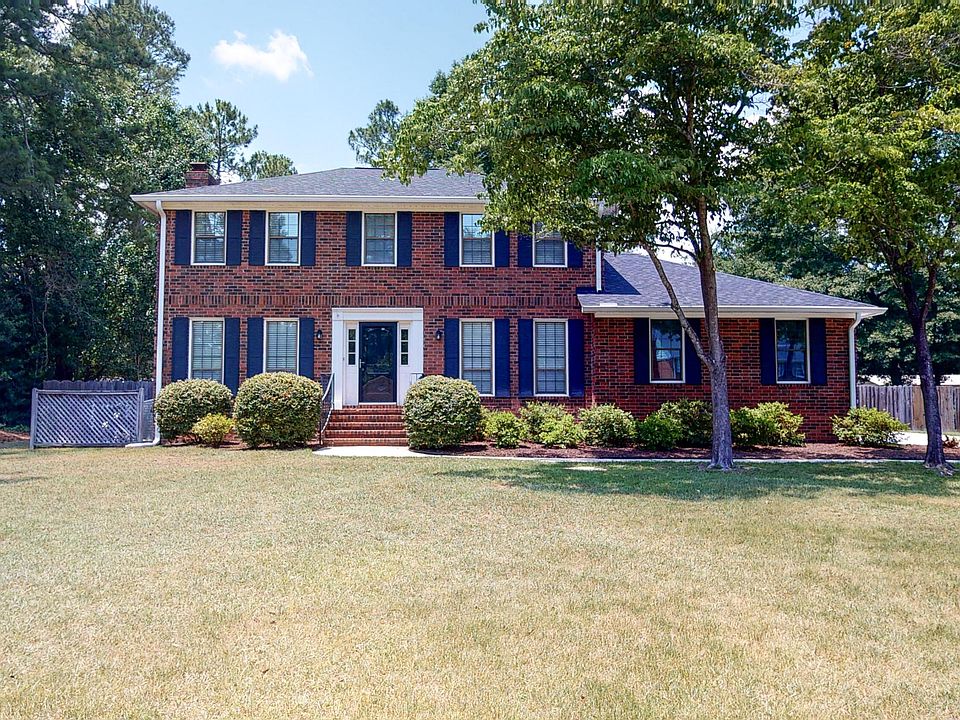 1st image of 171 Stone Mill Dr