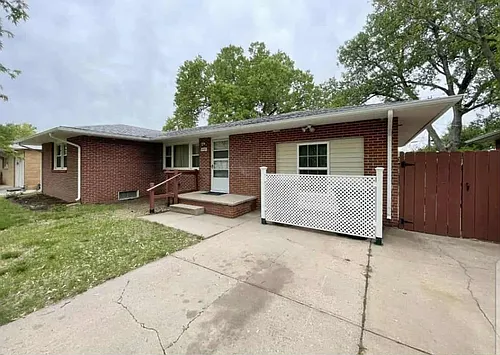 1405 Dixie St Photo 1