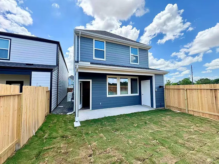 3527 Lovebird Ln — Photo 21