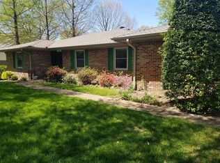 1021 Bridgeport Dr, Ballwin, MO