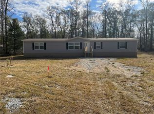 37 Bragg Dr, Pittsview, AL 36871