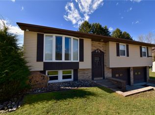 614 Pine Run Rd, Apollo, PA 15613