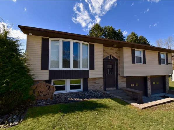 614 Pine Run Rd, Apollo, PA 15613