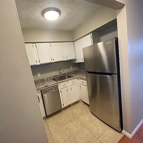 643 Villa Rd #D — Photo 2