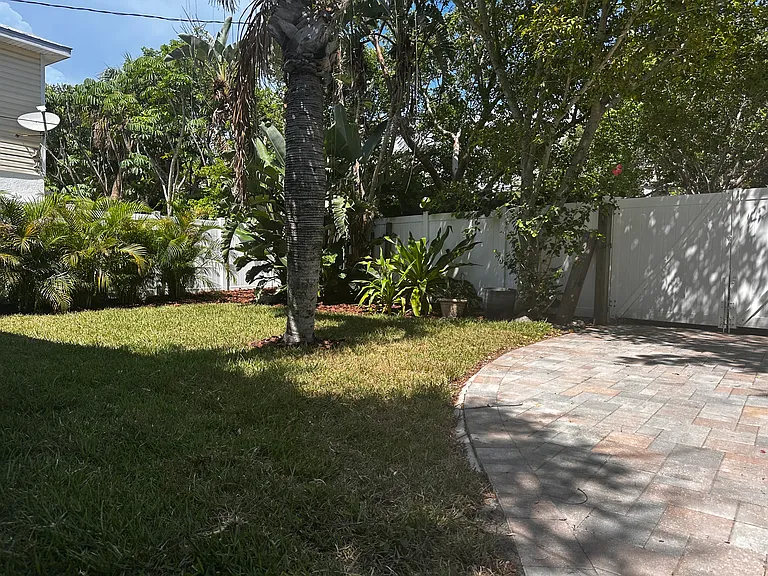 114 Haven Beach Dr — Photo 31