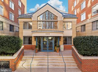 3830 9th St N #PENTHOUSE 3E, Arlington, VA 22201