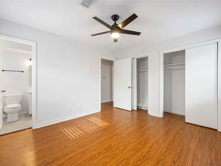 814 Alyse St — Photo 18