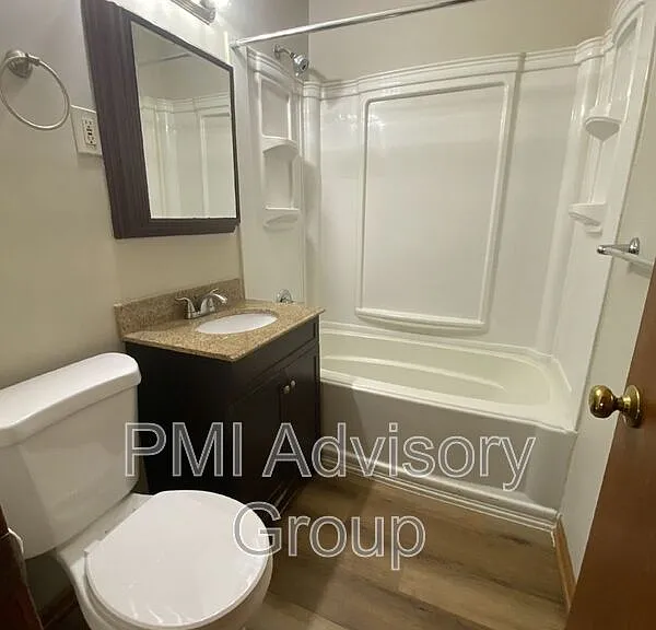 2020 SW Atwood Ave — Photo 2