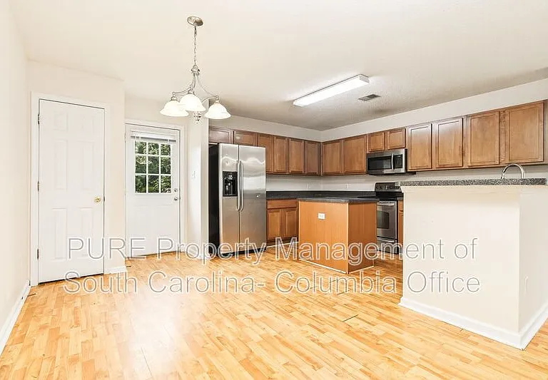 517 Heron Glen Dr — Photo 2