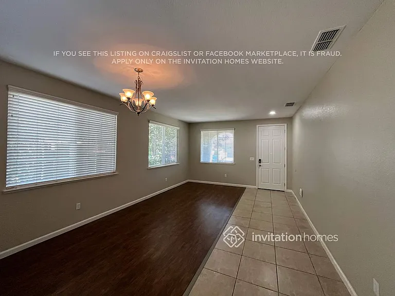 1230 Barnhill Ln — Photo 3