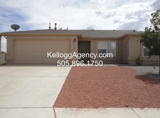 4962 Foxmoore Dr NE, Rio Rancho, NM 87144