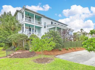 215 Wentworth St, Charleston, SC 29401