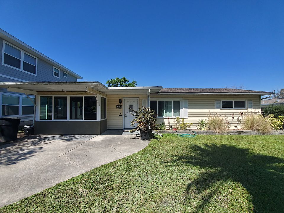 1st image of 859 40th Ave N