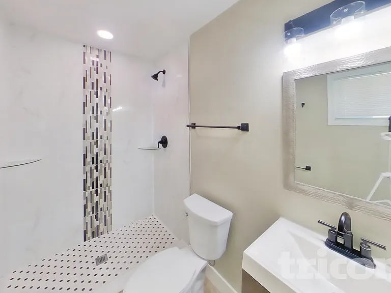 4820 W Hayward Ave — Photo 8