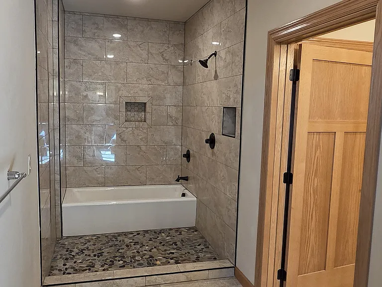 13 Gcr #4984 — Photo 8