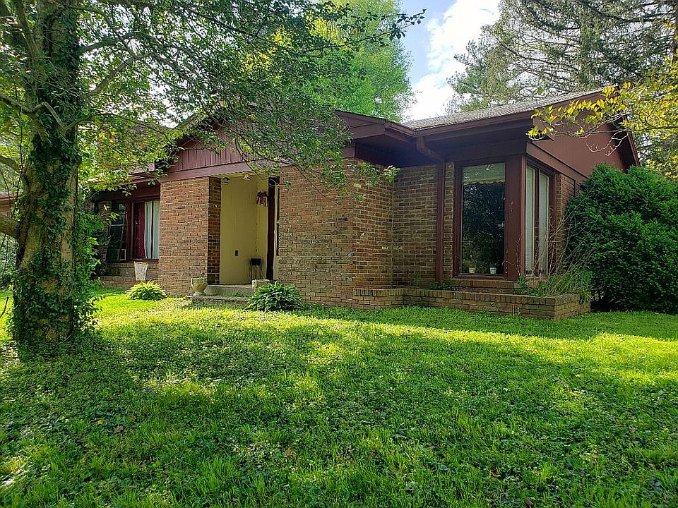 1st image of 211 Holly Hill Drive