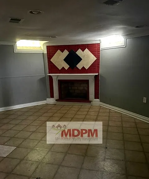 9944 Piedmont St — Photo 7