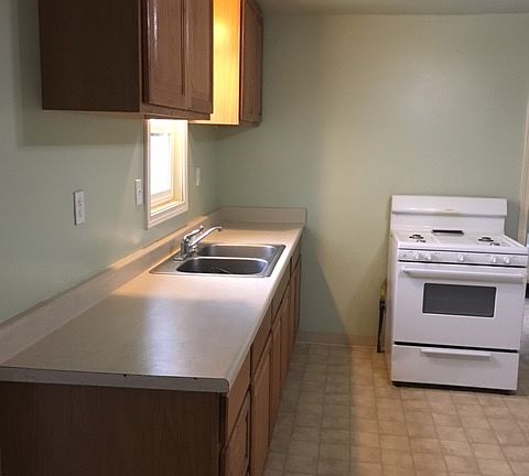 www.goldrushpropertiesmanagement.com