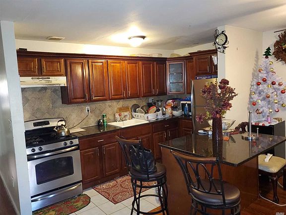 2nd image of 14834 236th St