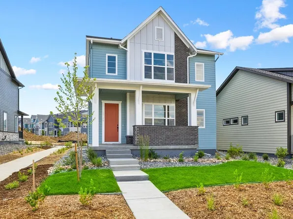 2749 Blue Iris Dr, Loveland, CO 80538