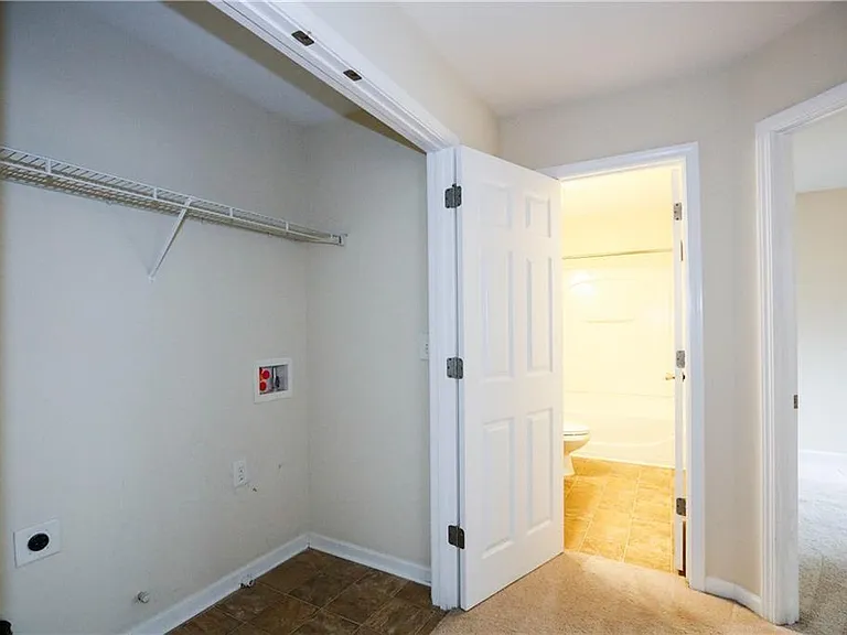 1187 Kendrew Pass — Photo 25