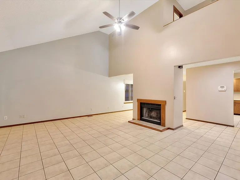 2611 Rachel Rd — Photo 4