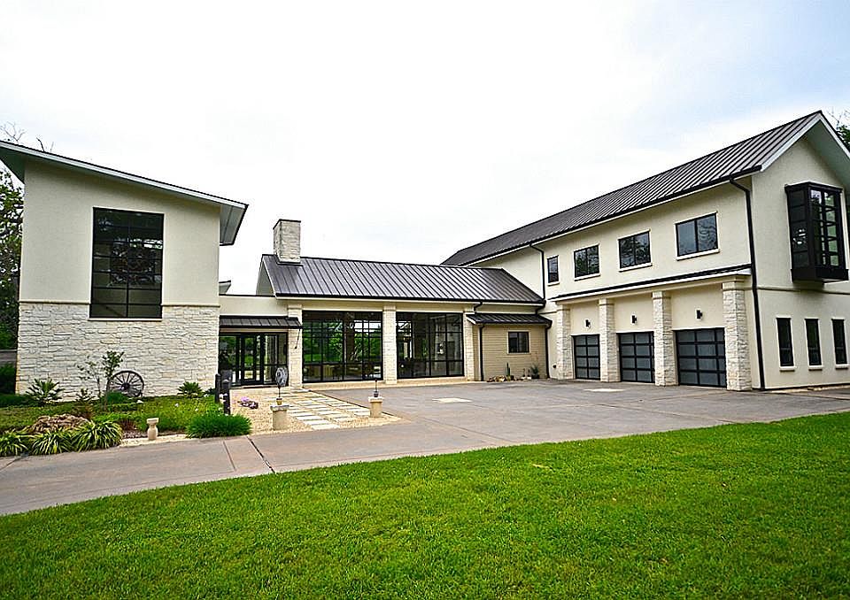 1st image of 327 W Alkire Lake Dr