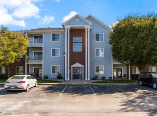 2604 Aristocrat Pl UNIT 202, Louisville, KY 40299
