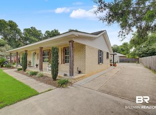 2808 Pine Ridge Dr, Lillian, AL 36549