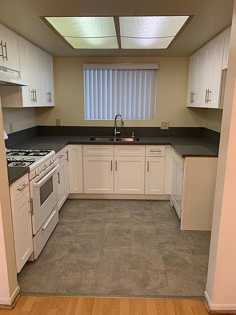 1st image of 4-730 E Lomita Ave #4
