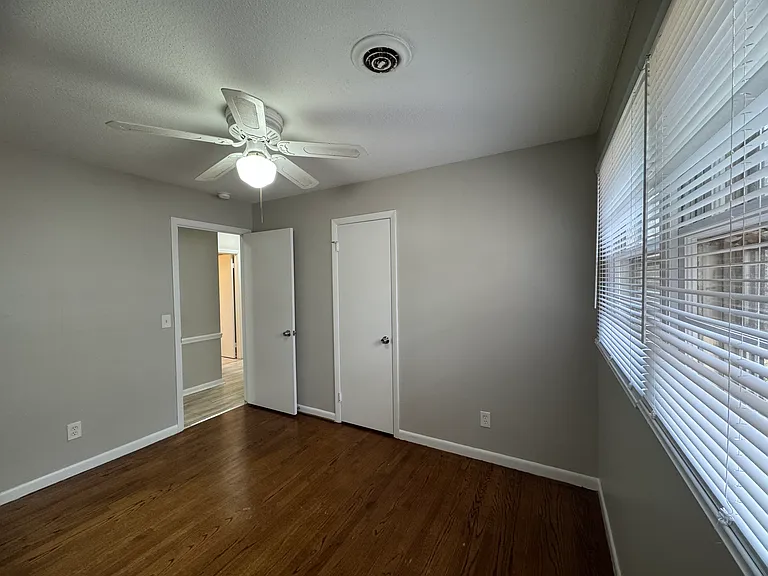 2319 Albright Dr — Photo 15