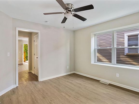 4th image of 2026 N Cherry St