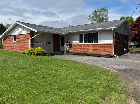 212 W Main St, Lexington, OH 44904
