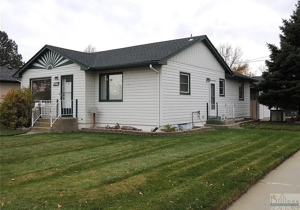 4 bed, 2000 sqft, $1,995 — Photo 2