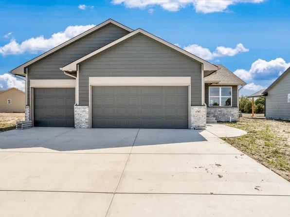 1707 E Limestone St, Andover, KS 67002