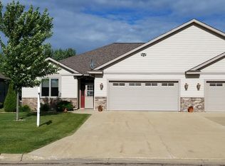 1511 29th St SW, Austin, MN 55912